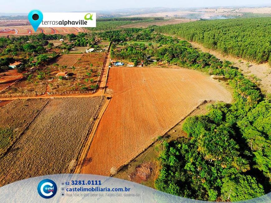 Fazenda/Sítio/Chácara para venda possui 23048 metros quadrados