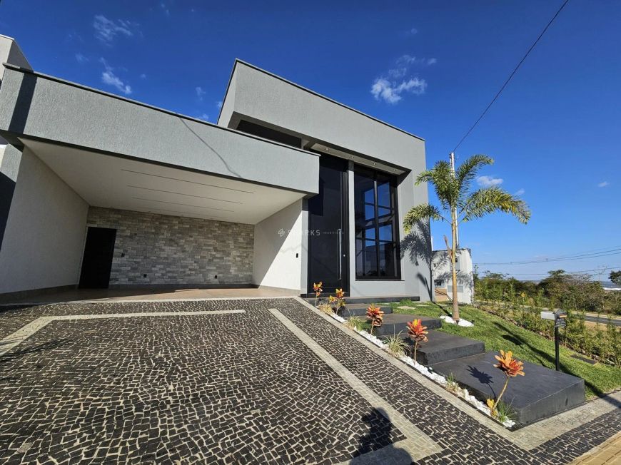 Casa Jardins Nápoles 194m²