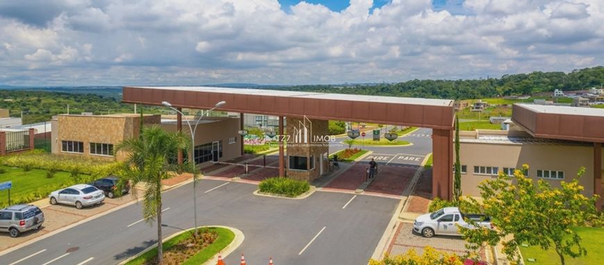 Lote localizado no Jardins Bolonha: - 350m²
