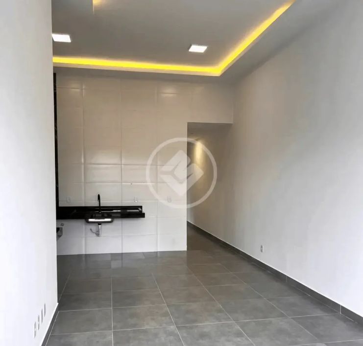 Casa a venda no Setor São Francisco, com 166 m²sendo 114 m² de área construída. codigo: 45052