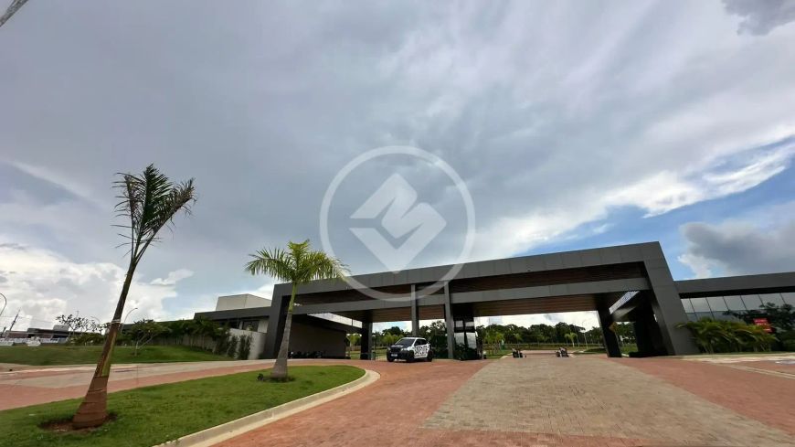 REF: OFFICE2583 Terreno no condomínio Jardins Capri, com 343,85m², Senador Canedo-GO codigo: 79851