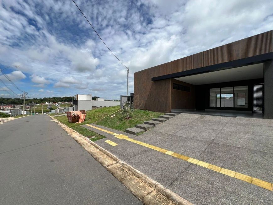 Casa Térrea Cond Jardins Bolonha 147m²