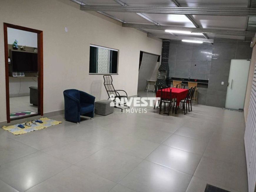 Casa à venda no Bairro das Industrias - Senador Canedo/GO