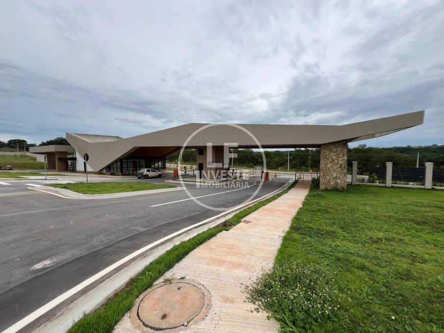 Lote no Vinhas Flamboyant | 341,47m² 10,9m de frente | Lazer no condomínio