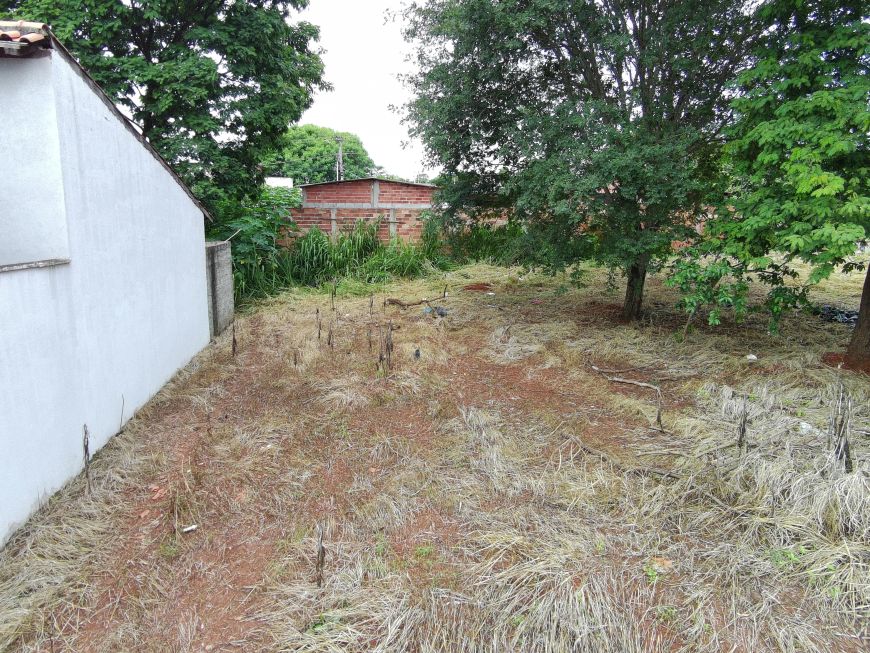 Lote com 280², escriturado, registrado no setor Residencial Parque das Flores Senador Canedo.