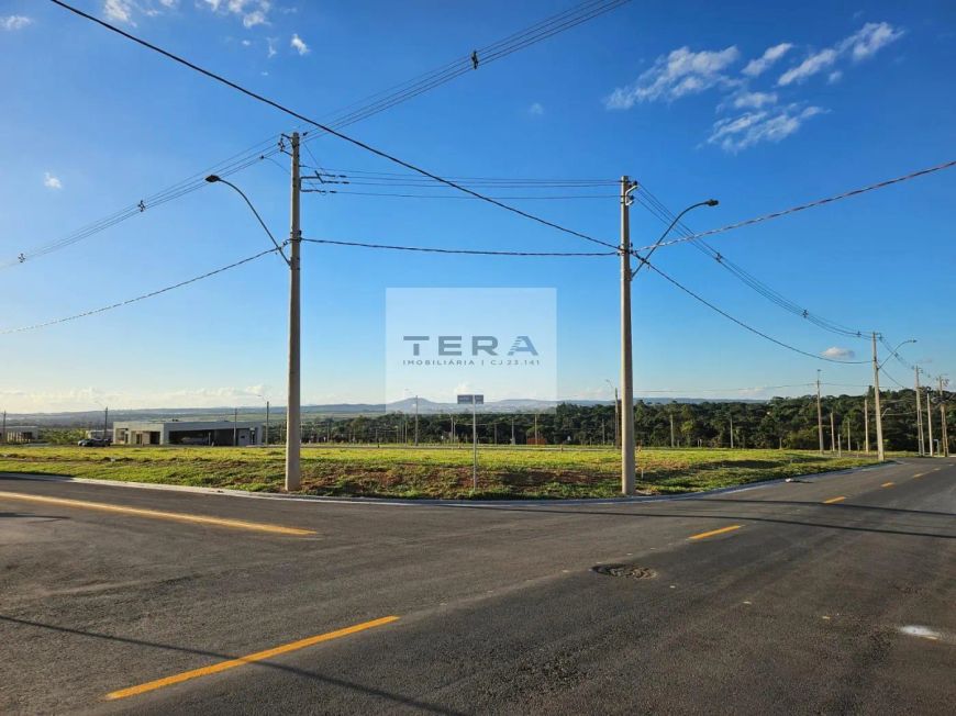 Terreno em Condomínio para Venda em Senador Canedo, Solaris Laguna