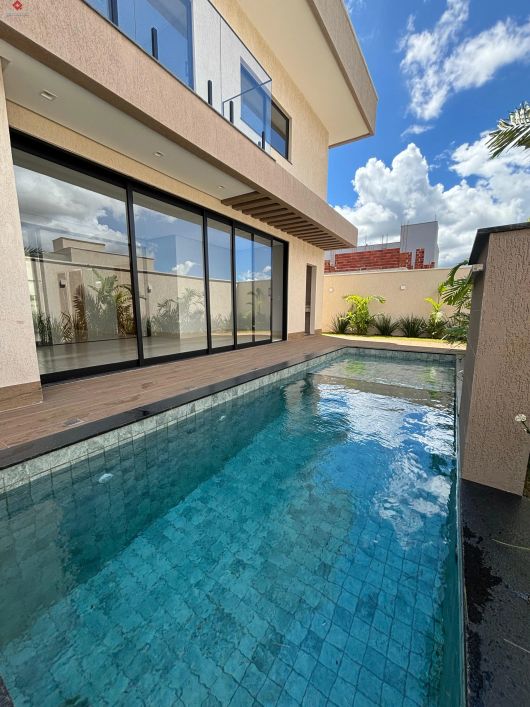 CASA RESIDENCIAL em SENADOR CANEDO - GO, JARDINS BOLONHA