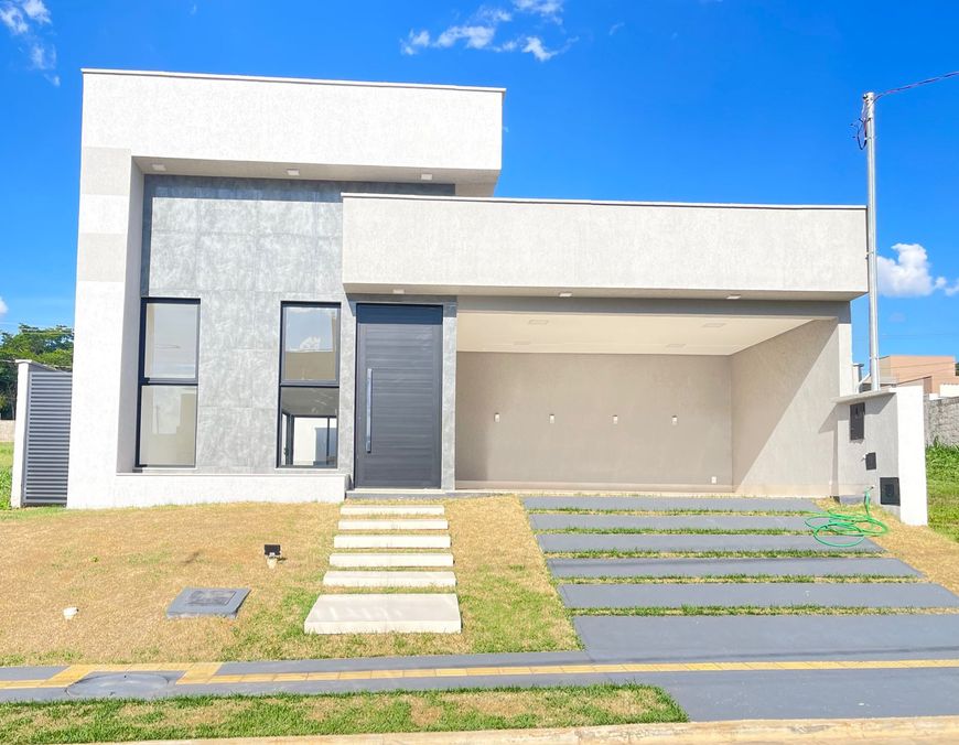 CASA NOVA JARDINS BARCELONA Casa em Condomínio com 3 Quarto(s) e 1 banheiro(s) à Venda, 160 por R$ 9