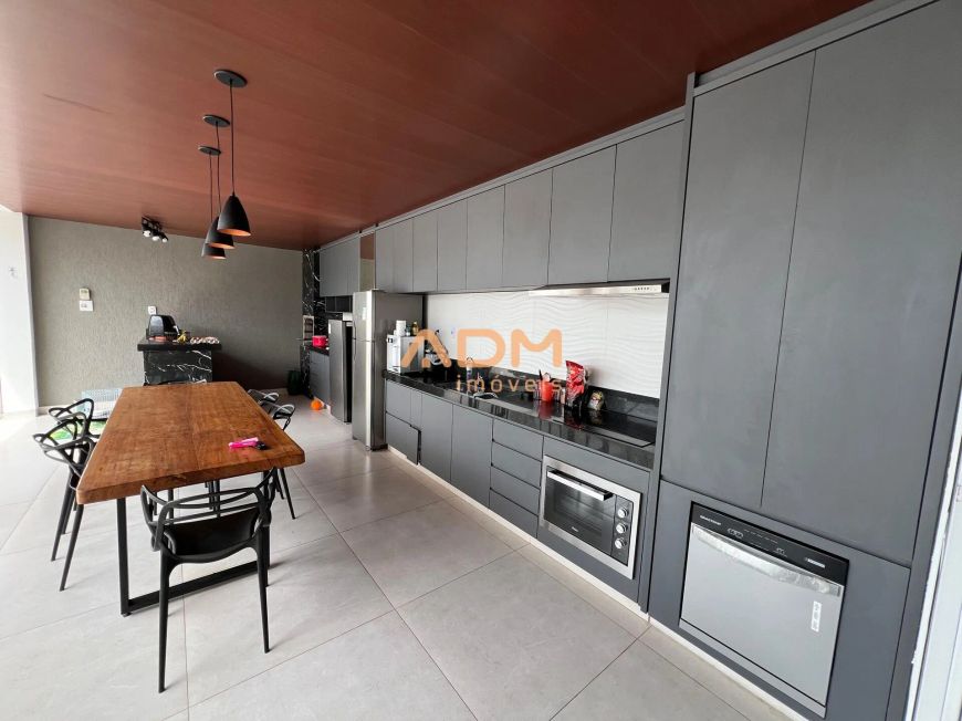 Casa 3Q sendo 1 Suíte | Cond. Fechado LES ARCS