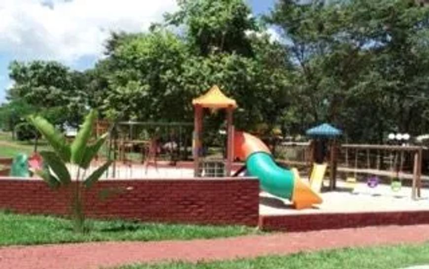 Lote 1730 m² , Condomínio Villa Verde ,
