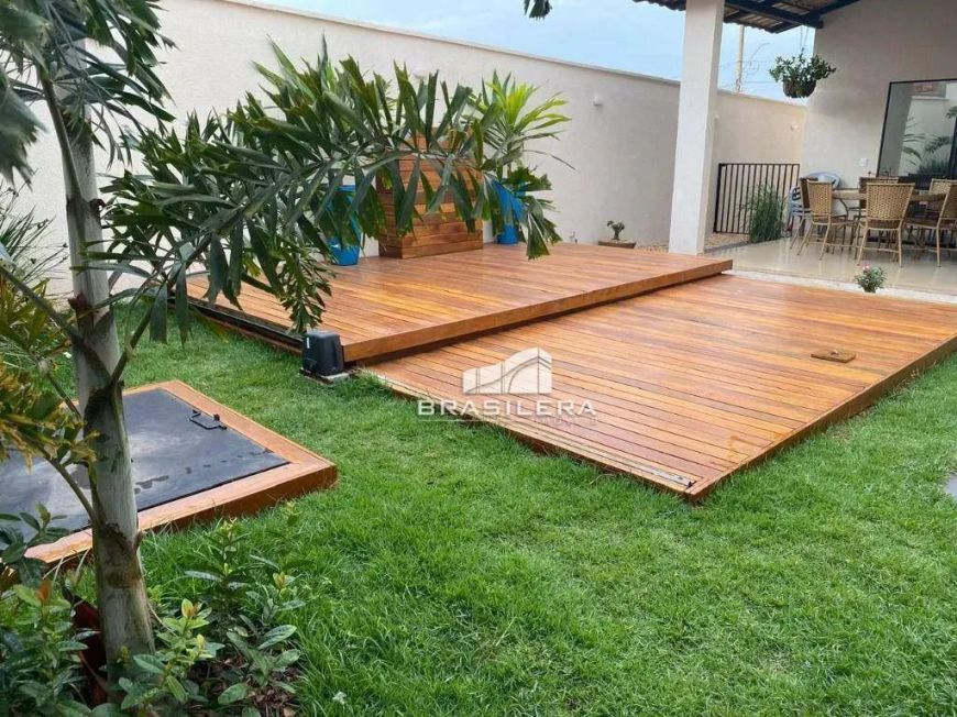 Casa com 3 dormitórios à venda, 184 m² por R$ 1.320.000 - 1352 - Senador Canedo/GO