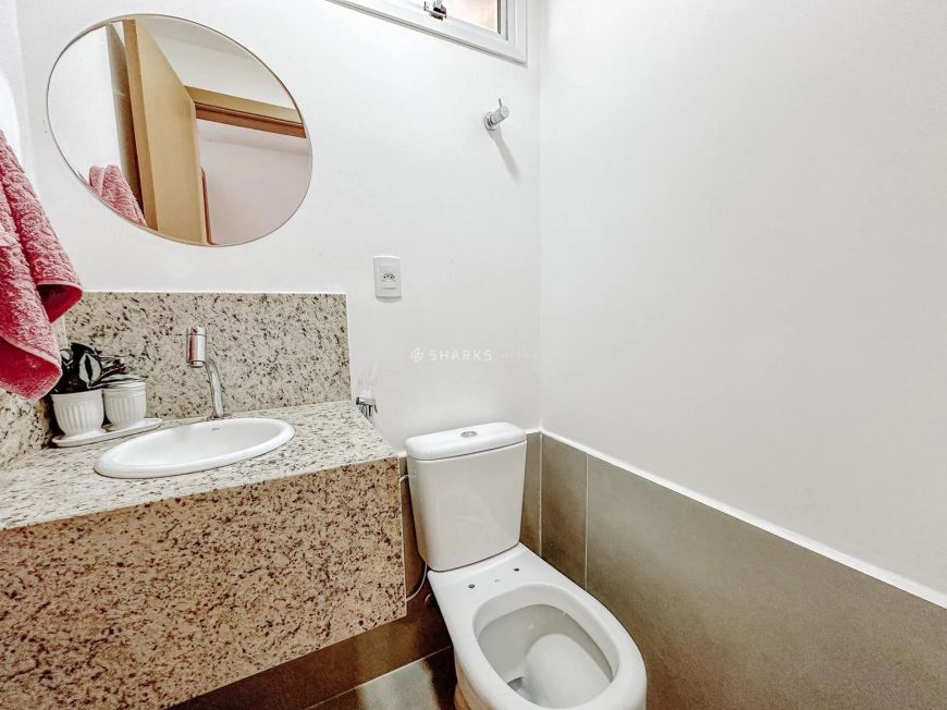 Sobrado Jardins Capri 250m²