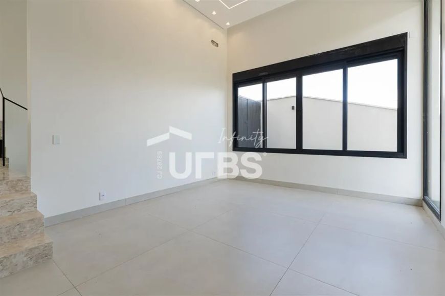 VENDO CASA NO JARDINS BOLONHA - 225m2