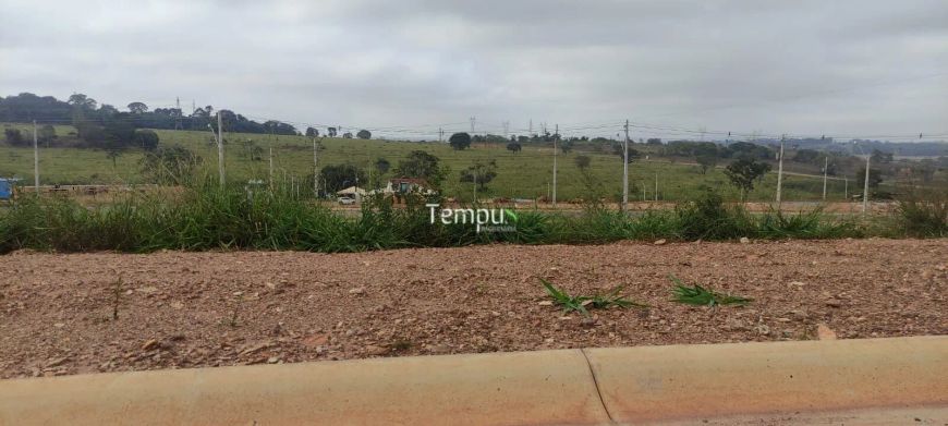 Terreno à venda no bairro Condomínio Vinhas - Senador Canedo/GO