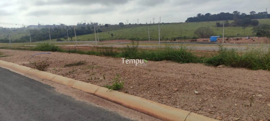 Terreno à venda no bairro Condomínio Vinhas - Senador Canedo/GO
