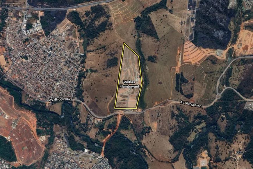 Lote de 347 m² à venda por R$ 490.000 no Condomínio Vinhas Flamboyant - Senador Canedo