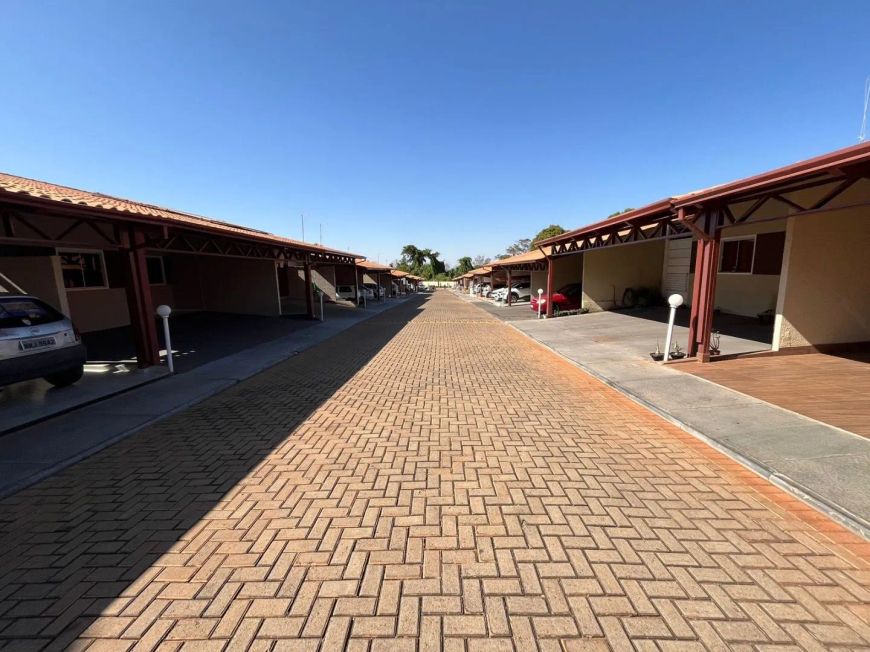 Casa com 3 quartos à venda, 180 m² por R$ 379.900 - Sítios Vale das Brisas - Senador Canedo/GO