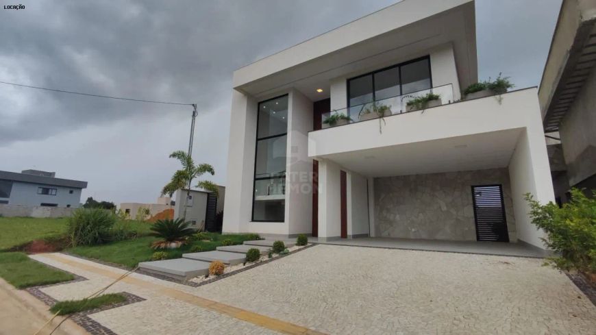 Sobrado à venda no bairro Jardins Porto em Senador Canedo/GO