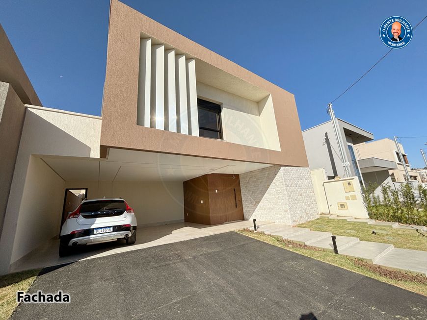 Sobrado Jardins Bolonha c/ 224 m² com 4 suítes plenas