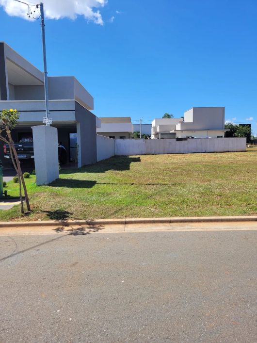 Lote à Venda no Terras Alpha
