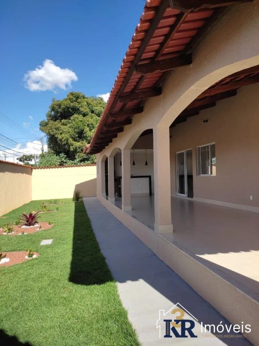 Casa de 4 Quartos com 1 suíte no setor morada nova em Senador Canedo Goiás