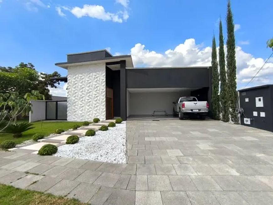 Casa Terrea 3 Suites No Jardim Veneza Porteira Fechada