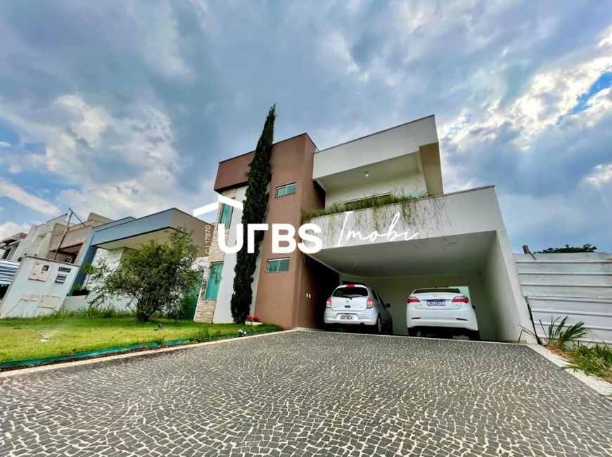 Jardim Veneza - Casa de Condomínio 4 quartos, sendo 3 suítes