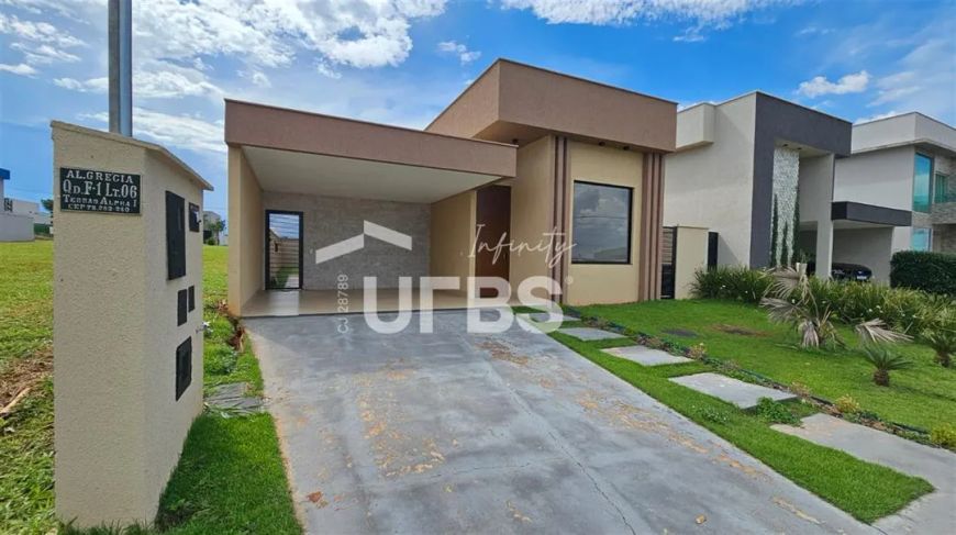 Casa Térrea em condominio fechado - Terras alpha 1