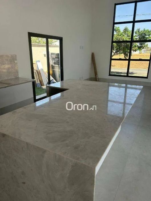 Casa à venda, 151 m² por R$ 1.100.000,00 - Terras Alpha 2 - Senador Canedo/GO