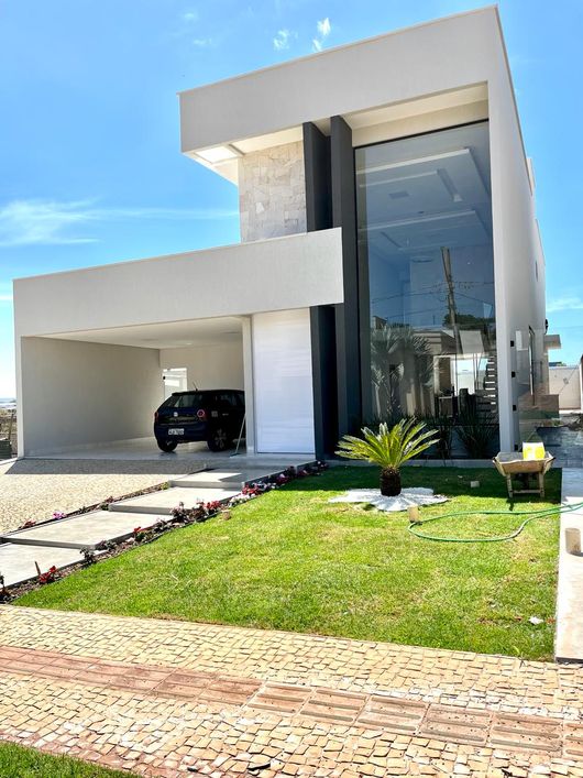 SOBRADO CONDOMINIO JARDIM VENEZA- 4 SUITES