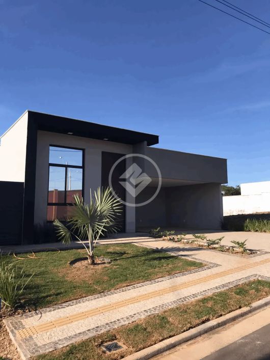 REF: OFFICE2145 Sobrado no Jardins Barcelona, sendo 3 suítes com 199m², Goiânia-GO codigo: 29788