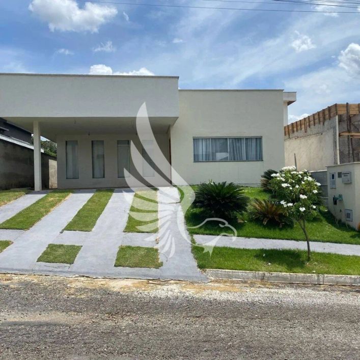Ágio de casa térrea, localizada no Condomínio Jardim Veneza