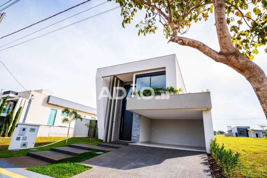 O Sobrado de maior requinte de 4 suítes Terra's Alpha 1 em Senador Canedo Casa em Condomínio com 4 Q