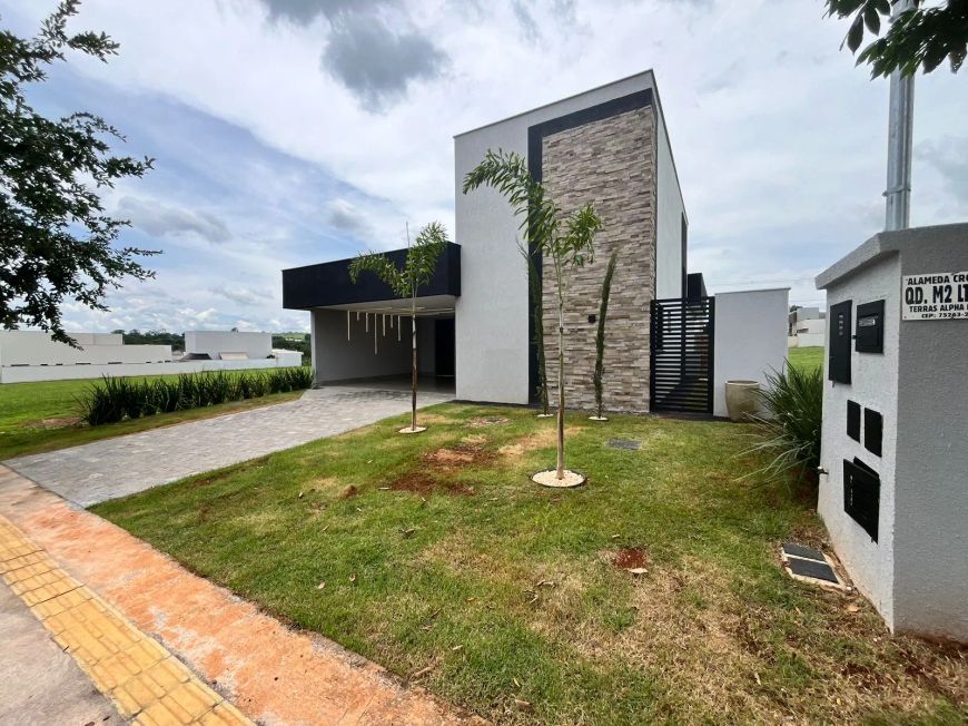 Casa de condomínio para venda possui 150 metros quadrados com 3 quartos