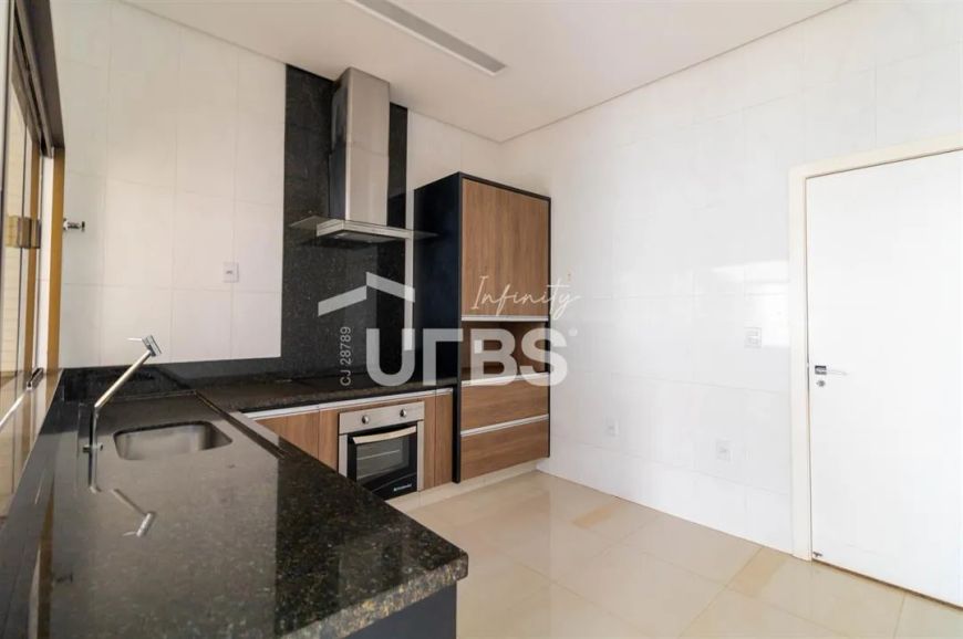 Casa Térrea 3 suítes - Jardim Veneza