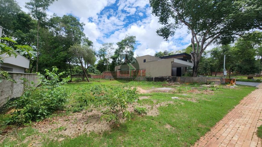 Excelente lote dentro do Condominio Villa Verde de 1.165,80 m² em Senador Canedo.