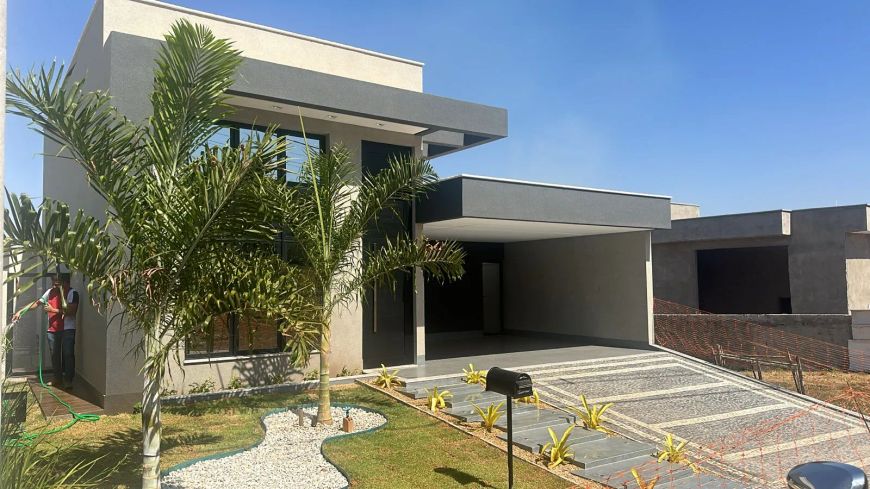 Casa Sub Terrea 3 suites Jardins Nápoles