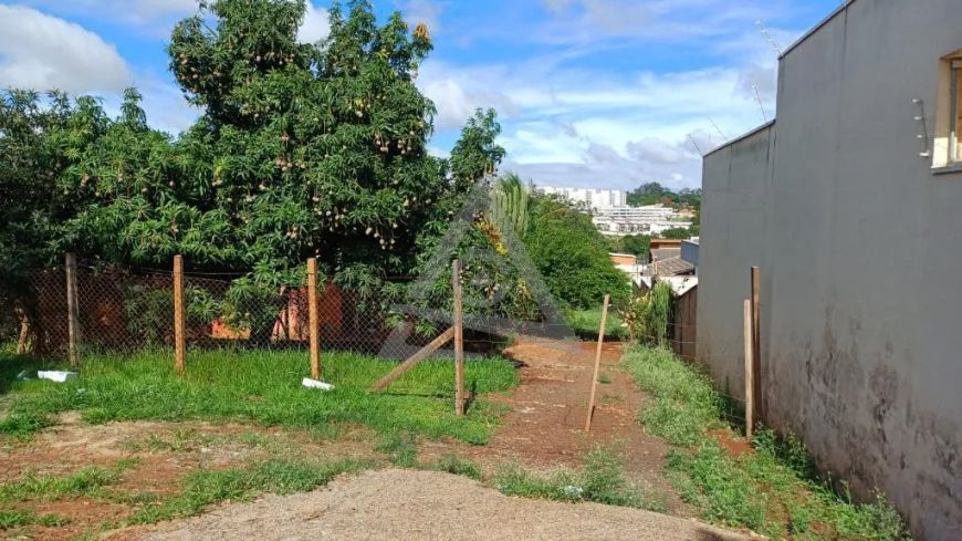 Terreno à venda em Paulínia, Jardim Planalto, com 2383 m²
