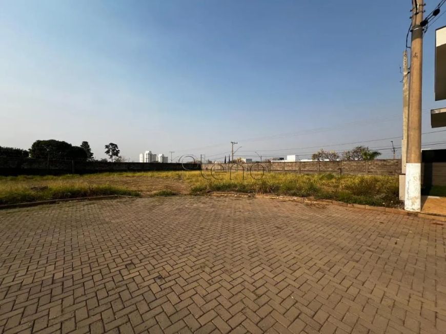 Terreno à venda em Paulínia, Jardim Fortaleza, com 900.38 m², Alemac