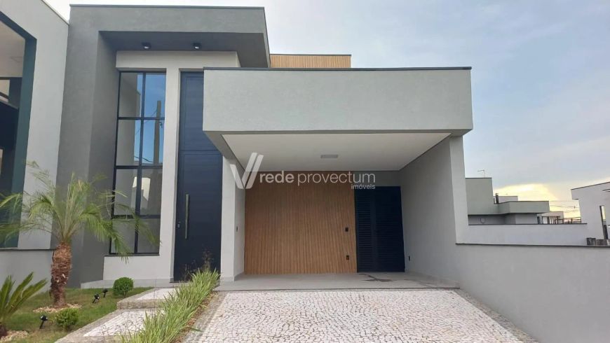 Casa a venda em Condomínio em Paulínia com 3 dormitórios 136 mts de construção