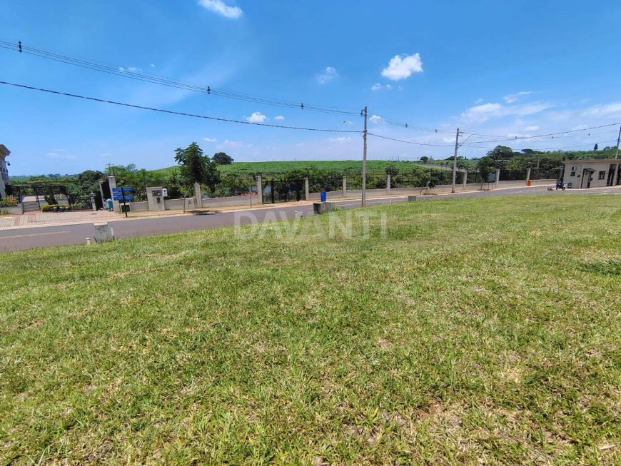 Terreno à venda no Condomínio Santorini Residencial Club na Davanti Imóveis.