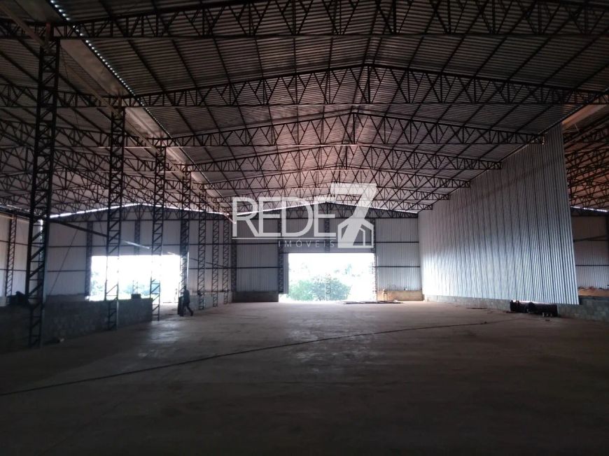 Galpão Industrial para Locação em Paulínia-SP, Bairro Betel: 2 Banheiros, 8 Vagas, 1.000m² de Área!