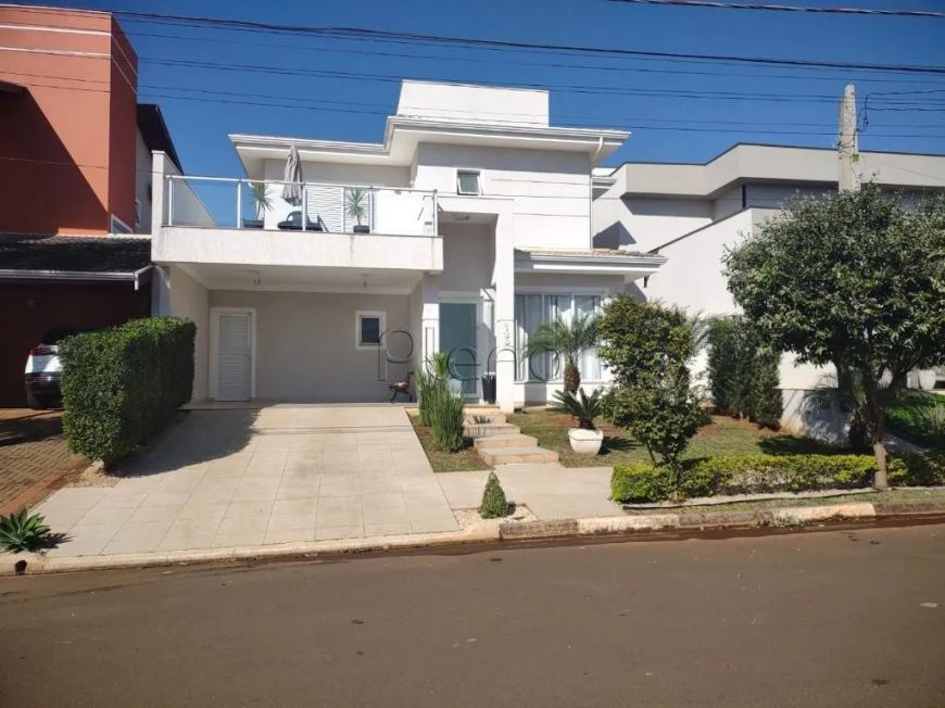 Sobrado à venda em Paulínia, Betel, com 3 suítes, com 192 m², Residencial dos Jacarandás