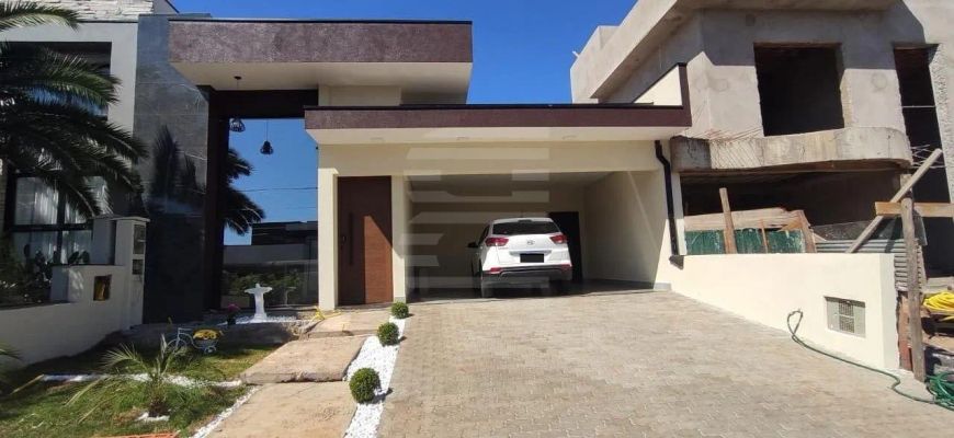 Casa Térrea à Venda no Condomínio Club Portinari em Paulínia com 03 suítes
