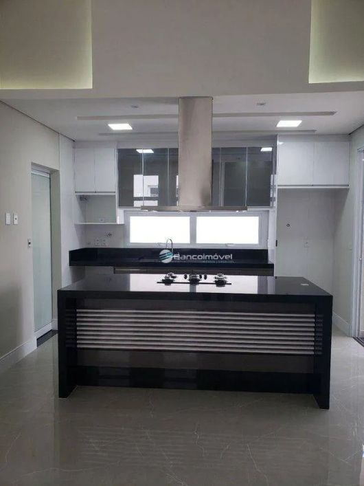 Casa com 3 dormitórios à venda, 195 m² por R$ 1.600.000,00 - Terras do Cancioneiro - Paulínia/SP