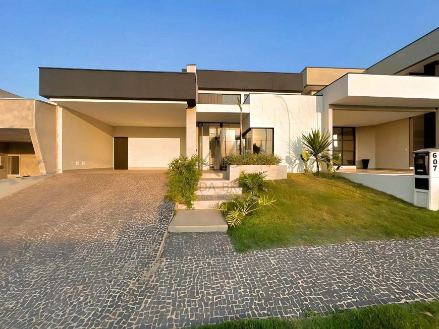 Casa de Condomínio à Venda com 3 Quartos - Paulínia-SP
