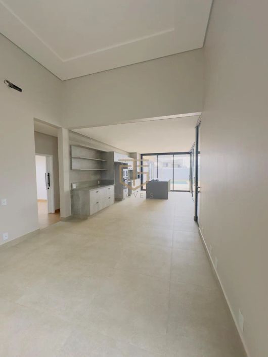 Casa à venda em Paulínia, Parque Brasil 500, com 4 suítes, com 211.78 m², Santorini Residencial Club