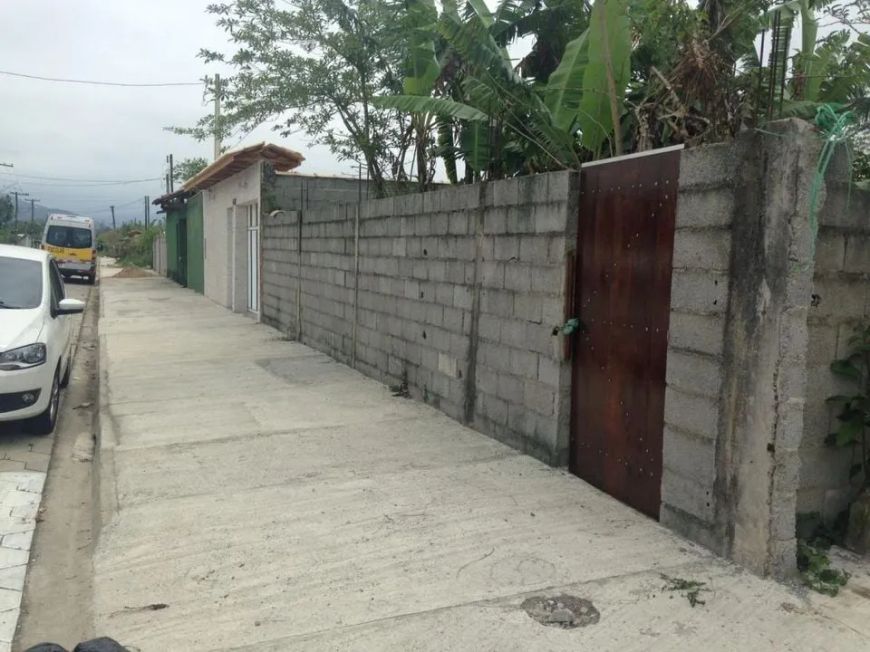 Terreno à Venda em Itanhaém: Região Tranquila e Valorizada, Perfeita para Seu Projeto!