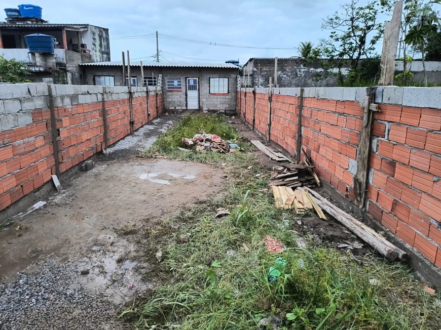 Casa para venda com 1 quarto em Balneário Gaivota - Itanhaém - SP