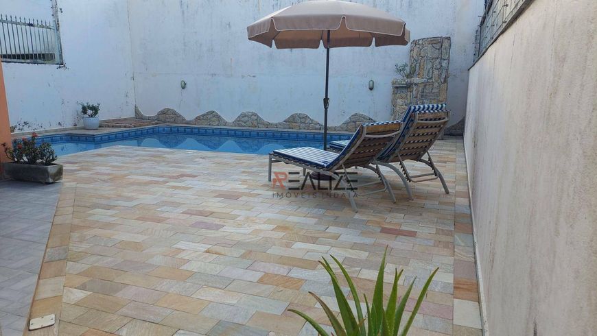 Casa próximo da praia com 3 dormitórios à venda, 219 m² por R$ 1.065.000 - Cibratel - Itanhaém/SP